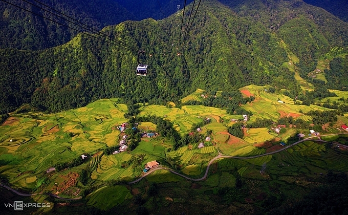 Vietnam mountain range turns dreamy in fall