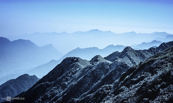 Vietnam mountain range turns dreamy in fall