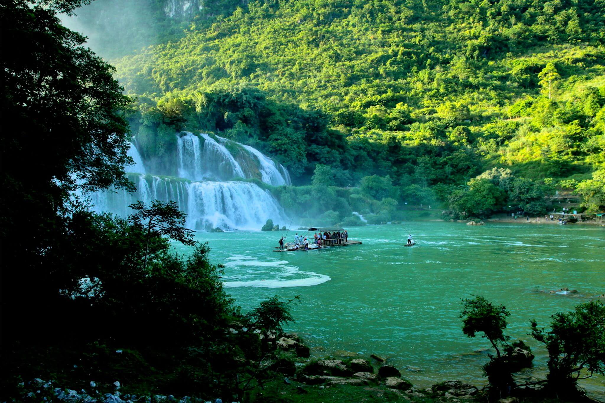 Bạch Mã National Park